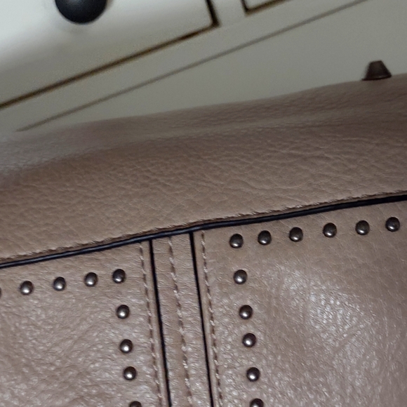 Montana West vegan leather beige started crossbody shoulder bag. - Picture 3 of 14